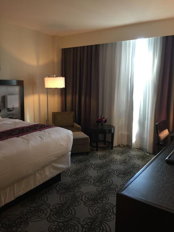 Hotel Parkwest Bicycle Casino Bell Gardens Zimmer foto