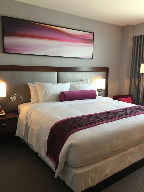 Hotel Parkwest Bicycle Casino Bell Gardens Zimmer foto
