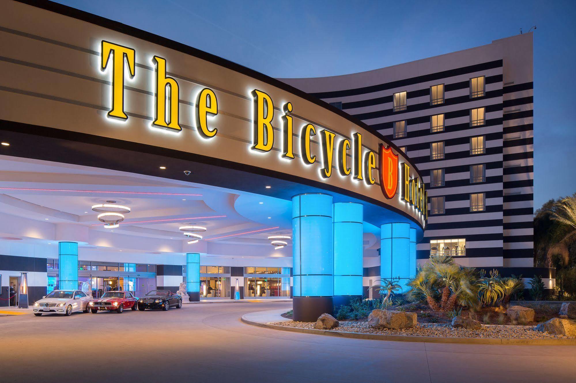 Hotel Parkwest Bicycle Casino Bell Gardens Exterior foto